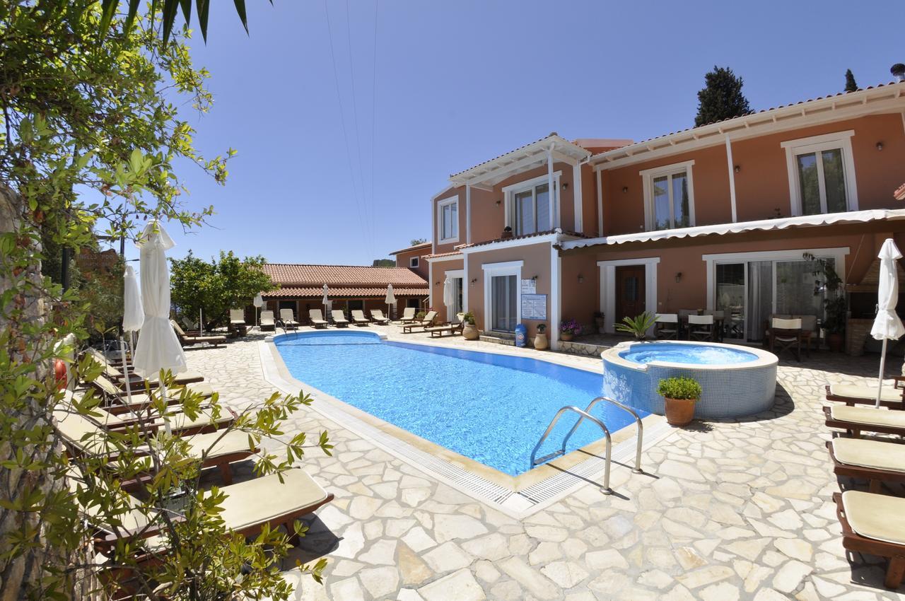Angels Pool Studios And Apartments Paleokasztríca Kültér fotó